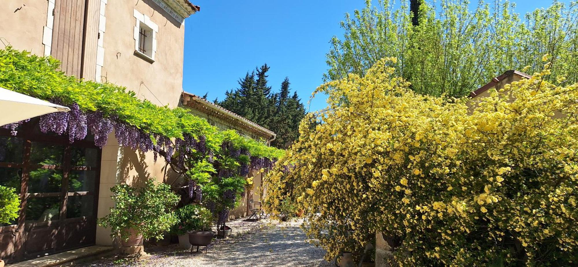 Cherche Midi Noves Exterior foto